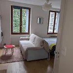 Studio Paris Buttes Chaumont