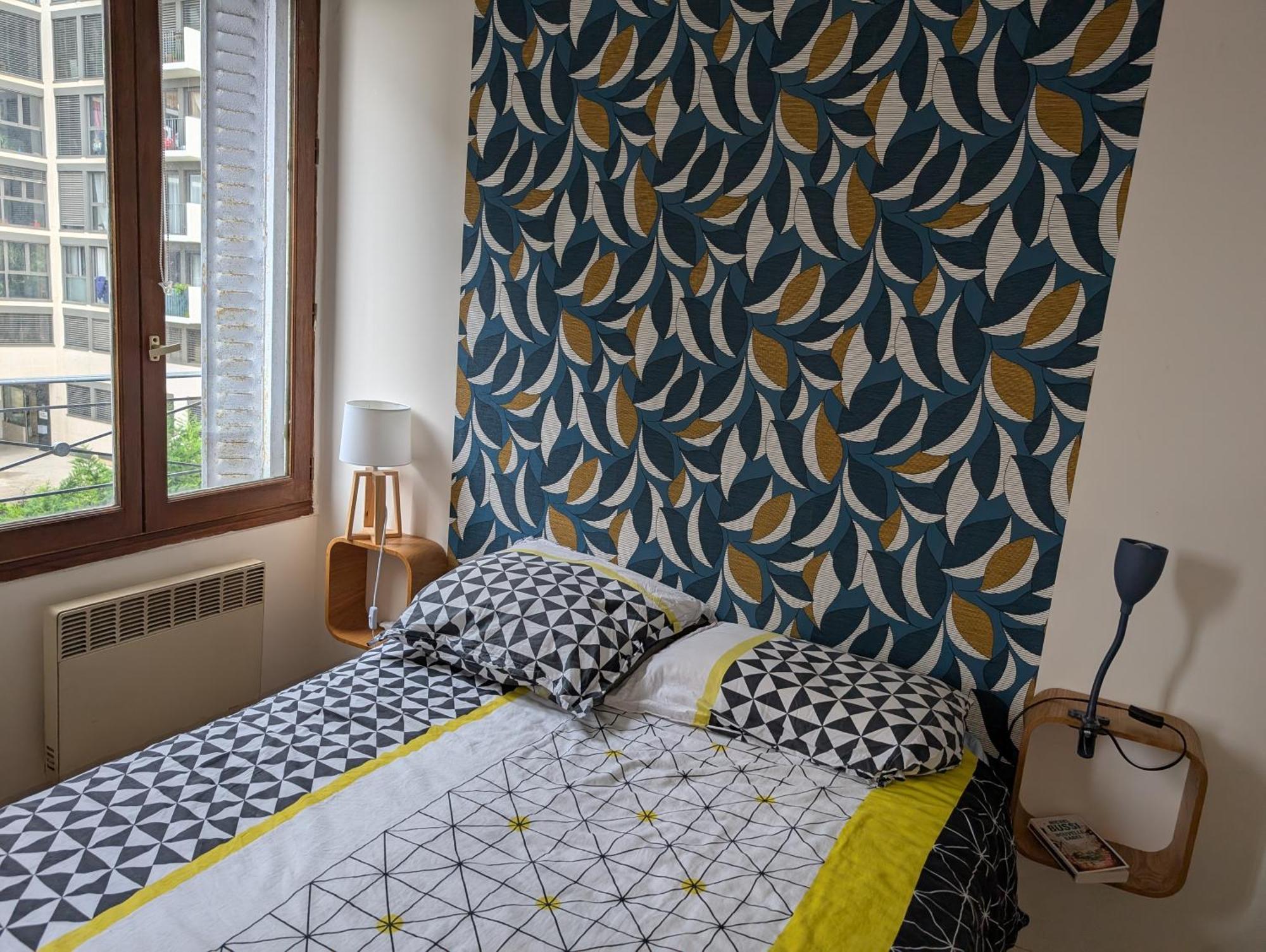 Buttes Chaumont Apartment *